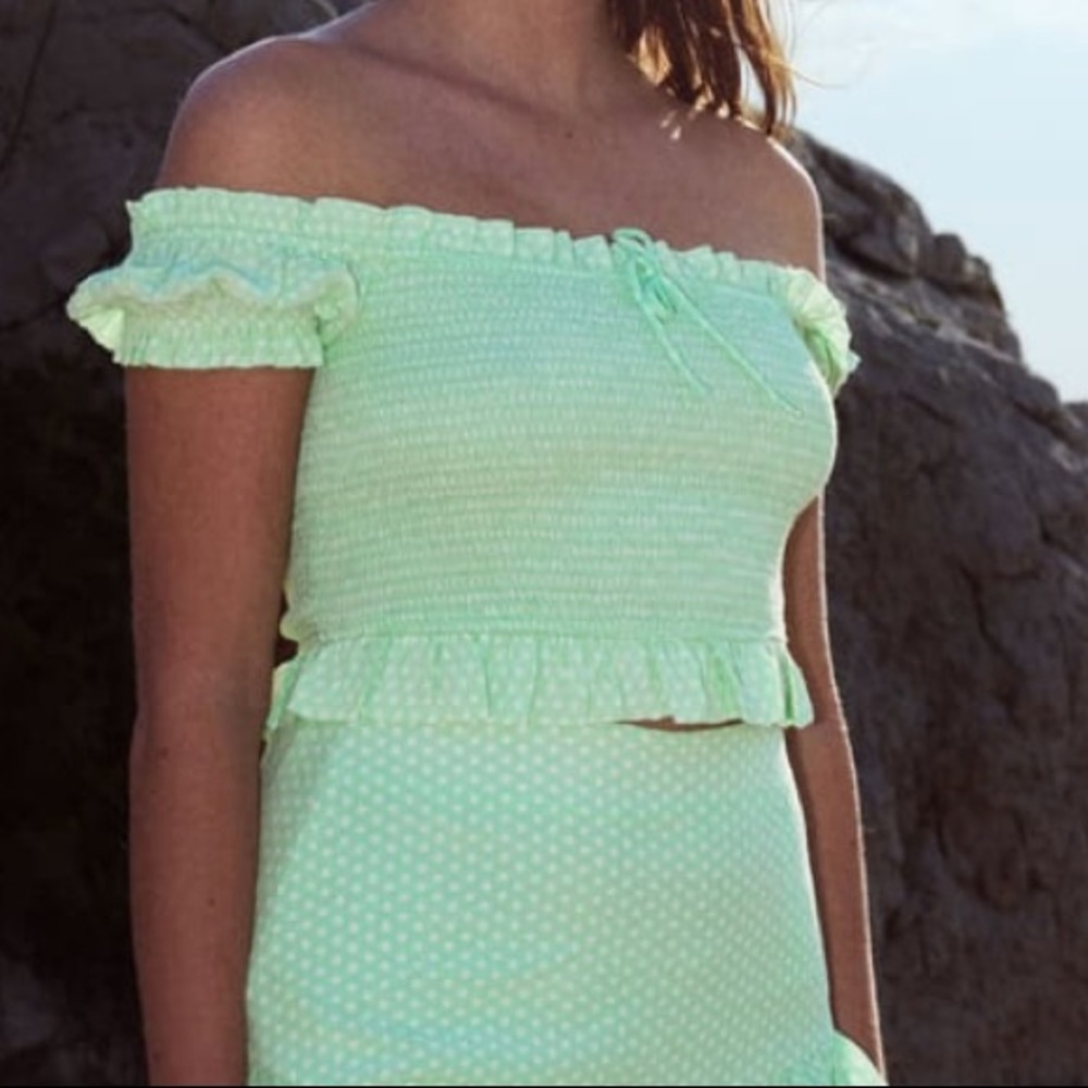 Zara dotted crop top